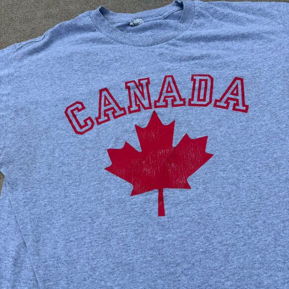 Canada Maple Leaf Graphic Tee - Heather Gray - Size L - Picture 2 of 3